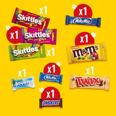 Новогодний подарок набор сладостей M&M's & Friends Камин, набор конфет M&M's, Snickers, Twix, Bounty, Milky Way, Skittles с сюрпризом внутри, 293 г