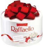 Конфеты в коробке Raffaello с цельным миндальным орехом в кокосовой обсыпке, 100 г